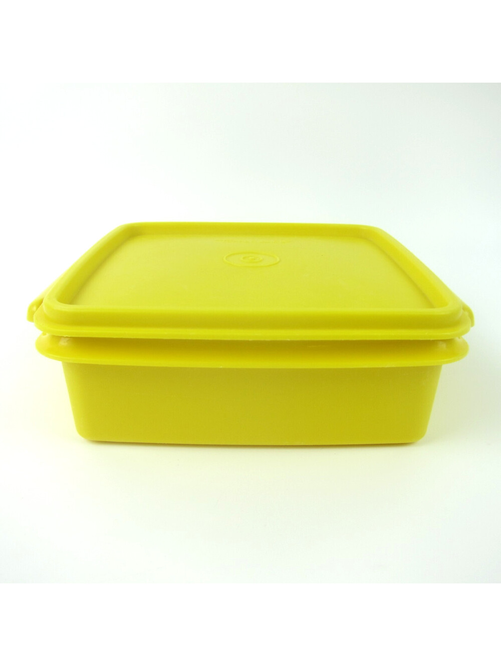 Vintage Tupperware Square Away Sandwich Keeper Container Yellow #1362
